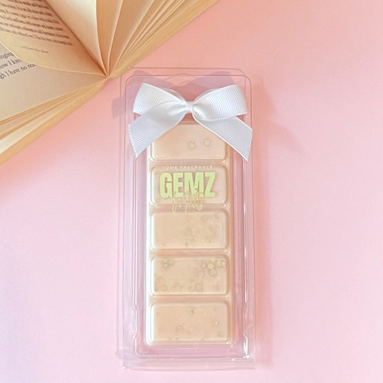 'Vintage Bookstore' Snapbar