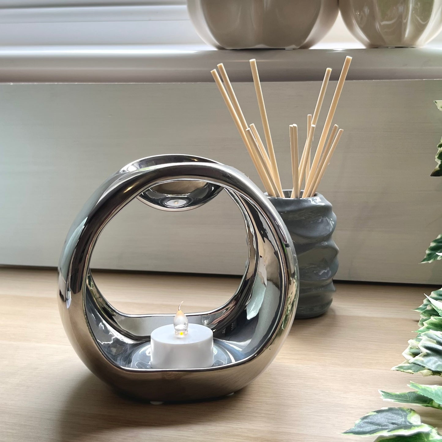 Luna Wax Burner - Chrome