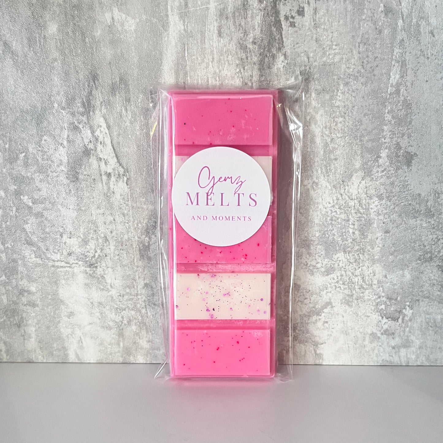 'Touch of Pink' Snapbar