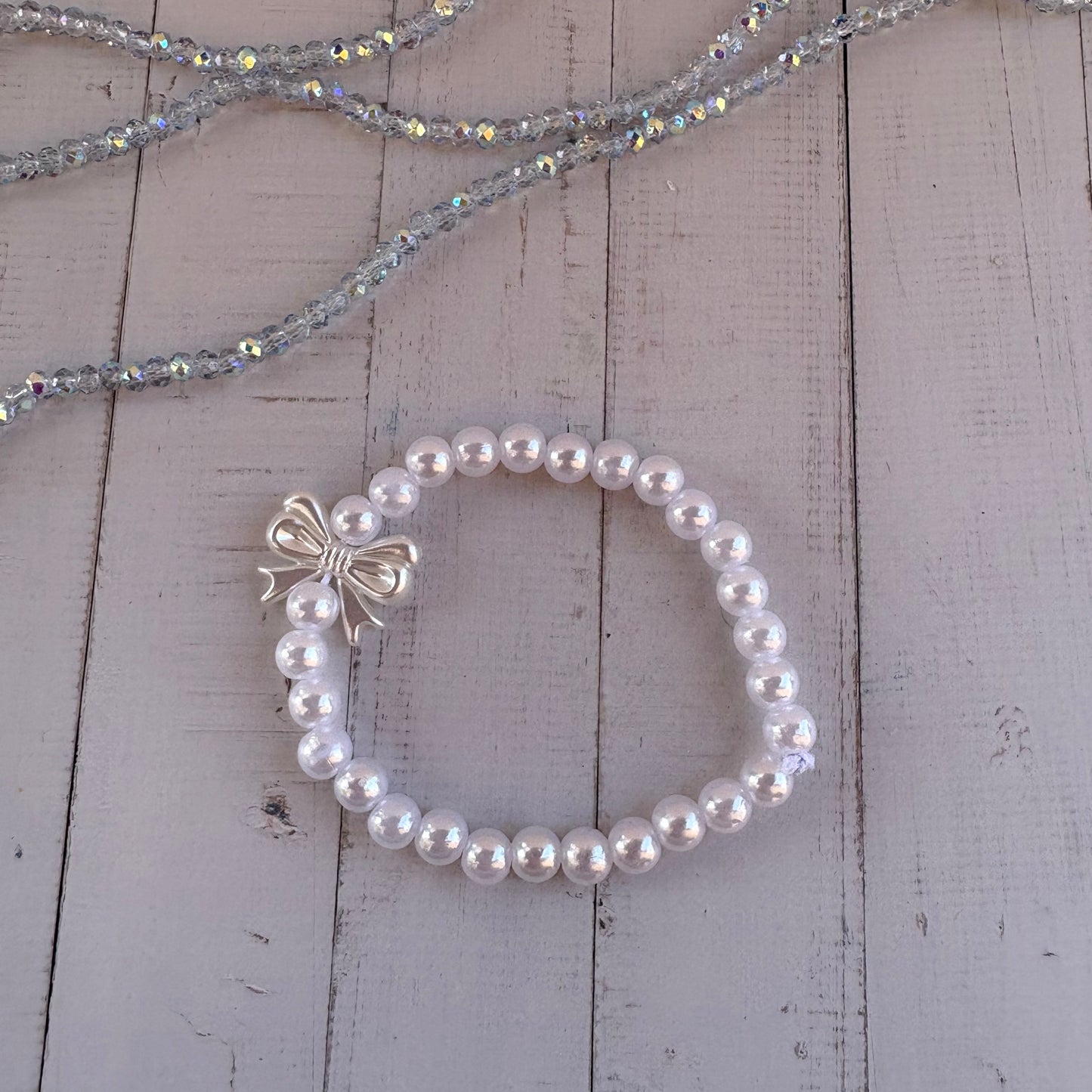White Bow Stackable Beaded Bracelet