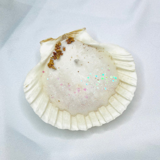 Seashell Candle