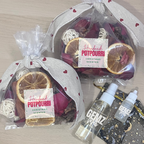 Christmas Potpourri with Oil